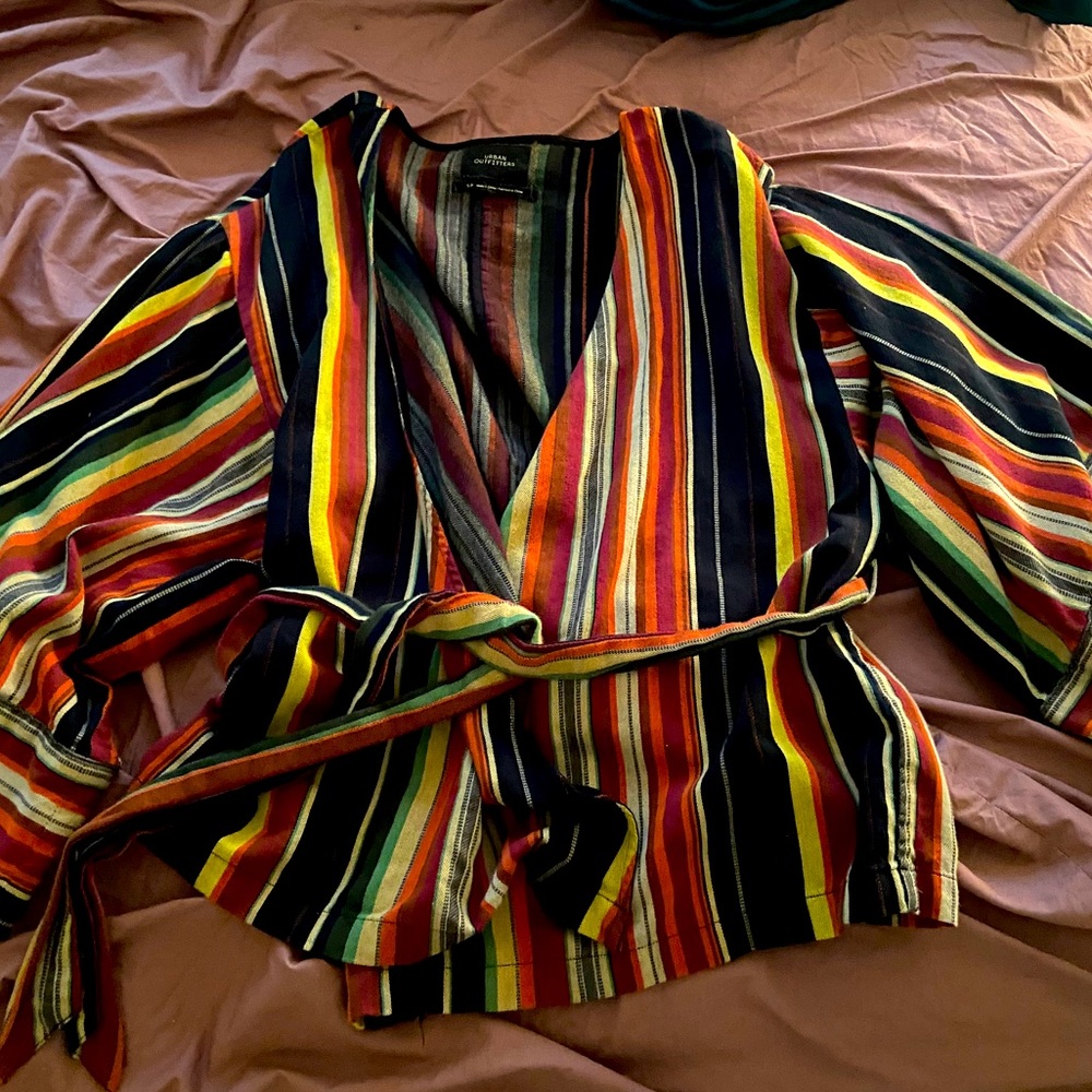 Stripped belted cardigan.